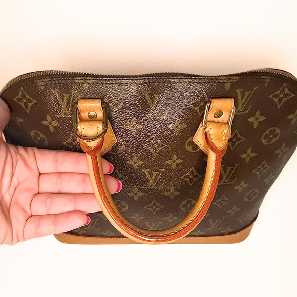 **SOLD** Louis Vuitton Monogram Alma PM - Picture 7 of 16